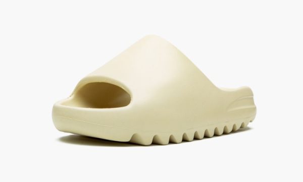 Yeezys Slide “Bone” - Image 4