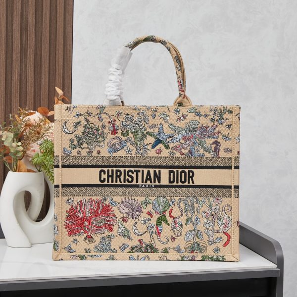 DIOR Embroidered Tote Bag (Replica) - Image 3