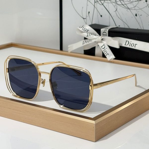 Dior Gold Metal Gold Frame Fashion sunglasses Top quality  (Perfect Replica） - Image 7