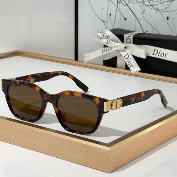 Dior  Hinge Design Acetate Fibre sunglasses  Top quality  (Perfect Replica）