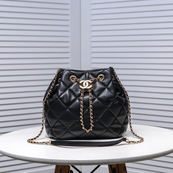 Chanel   Bucket Bag Shoulder Crossbody Bag（Replica） - Image 4