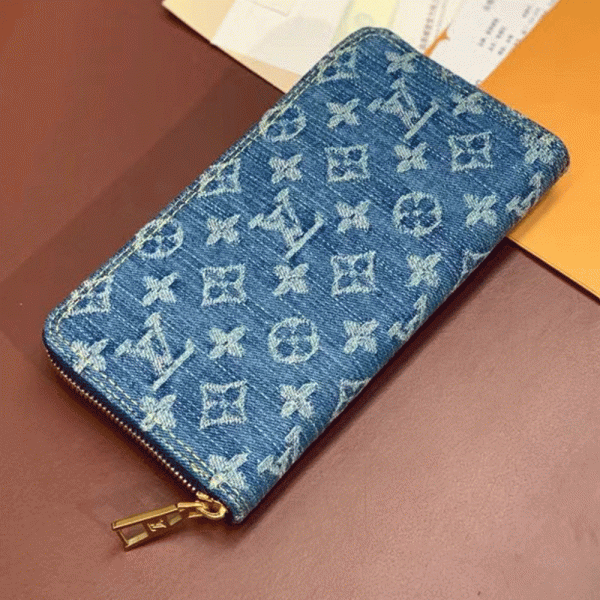 Louis Vuitton LV ippy Zipper Money Clip bags （Replica） - Image 4