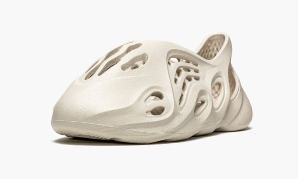 Yeezys Foam RNNR “Ararat” - Image 4