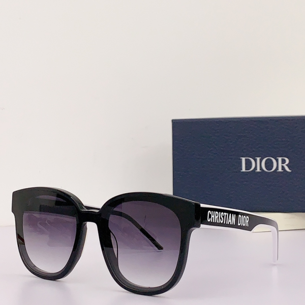 Dior Square Sunglasses Top Quality (Perfect Replica） - Image 4