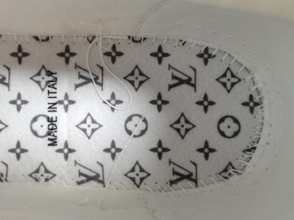 Louis Vuitton Trainer Sneaker White - Image 6