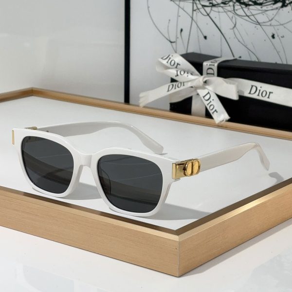 Dior  Hinge Design Acetate Fibre sunglasses  Top quality  (Perfect Replica） - Image 4