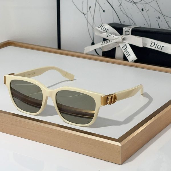 Dior  Mirror leg Logo identification Acetate fibre  sunglasses  Top quality (Perfect Replica）