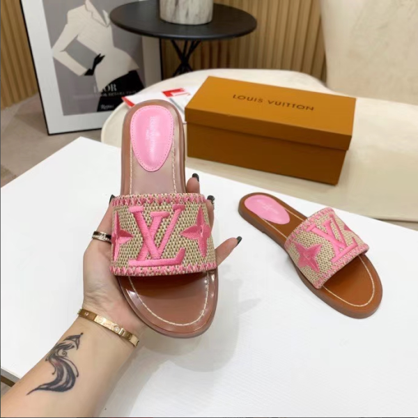 Louis Vuitton LV Lock lt Flat Flat Sandals Slide (Replica) - Image 5