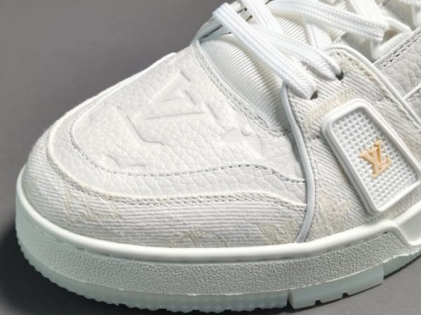 Louis Vuitton Trainer Sneaker White - Image 2