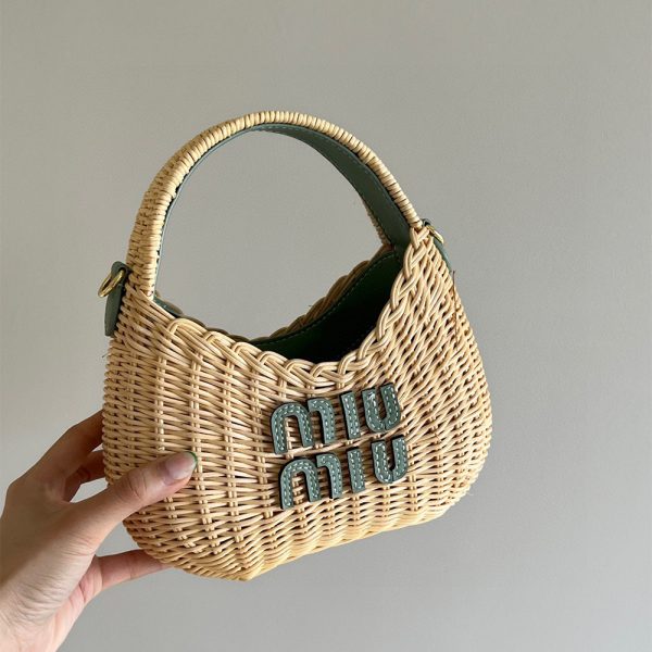 MIU MIU Hobo Woven Wicker Shoulder Bag Crossbody Bag（Replica） - Image 4