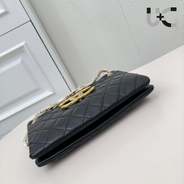 Chanel Vintage large double c     (Replica) - Image 4