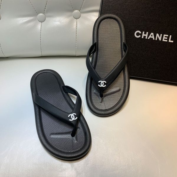 Chanel Beach Flip-flops Slide Sandal (Replica) - Image 2