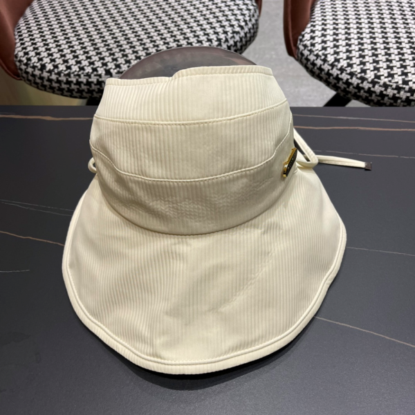 Miu Miu Japanese Casual UV Protection Empty Top Hat  Sunhat （Replica）