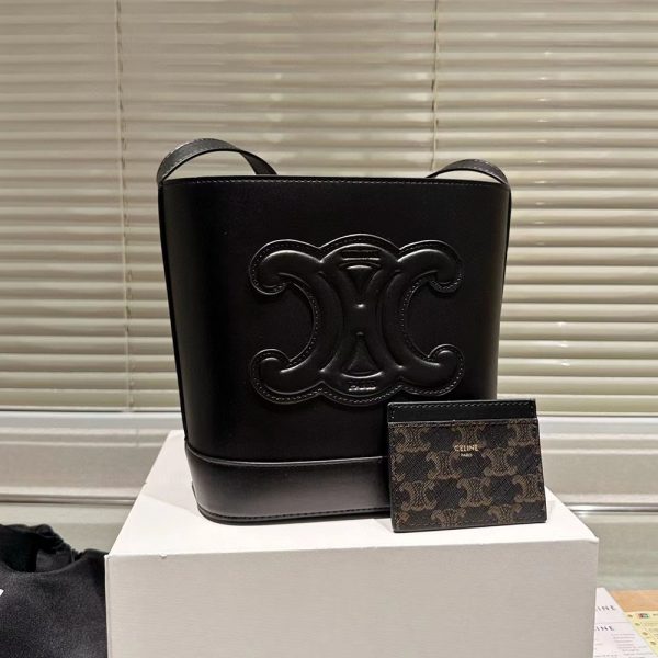 Celine Cuir Triomphe Shoulder Bag (Replica) - Image 3