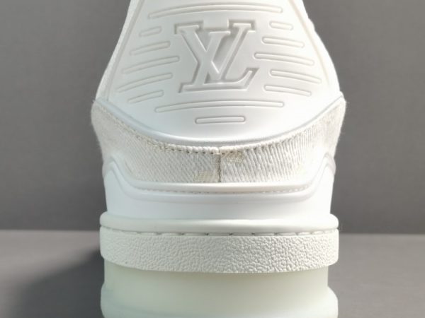 Louis Vuitton Trainer Sneaker White - Image 4