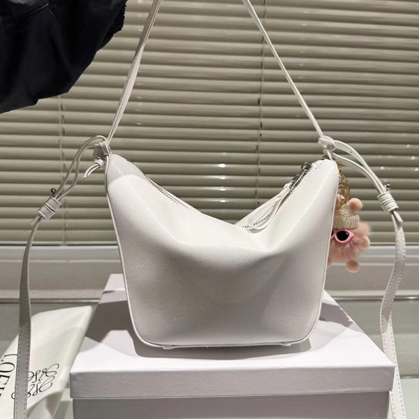 Loewe Hammock Hobo Handbag(Replica) - Image 5