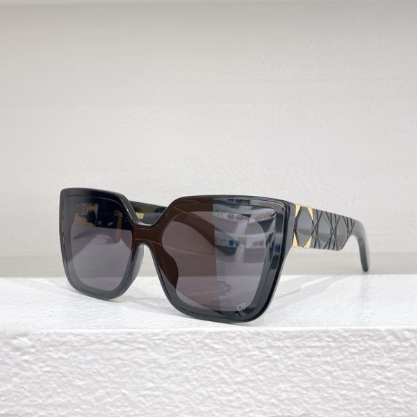 Dior Square Clear Sunglasses Top Quality (Perfect Replica） - Image 11