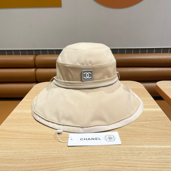 Chanel Wear a Double-sided Windproof Sun Hat Sunhat （Replica）