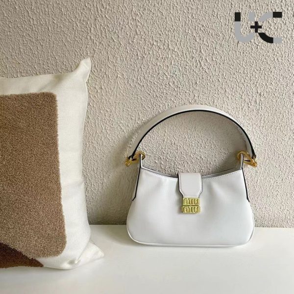 MIU MIU Hobo（Replica） - Image 3