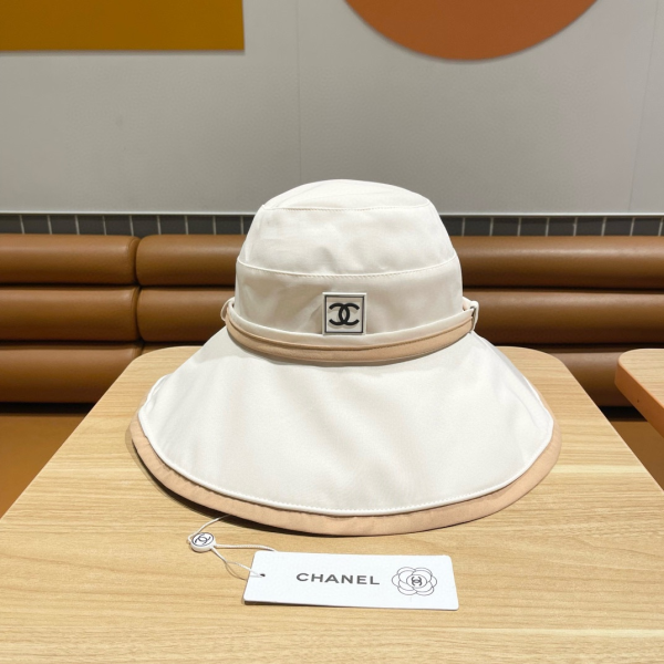 Chanel Wear a Double-sided Windproof Sun Hat Sunhat （Replica） - Image 2