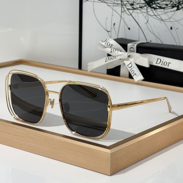 Dior Gold Metal Gold Frame Fashion sunglasses Top quality  (Perfect Replica） - Image 6