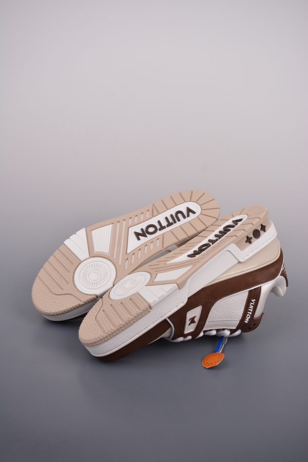 Louis Vuitton Trainer Sneakers (High Quality Version) - Image 9