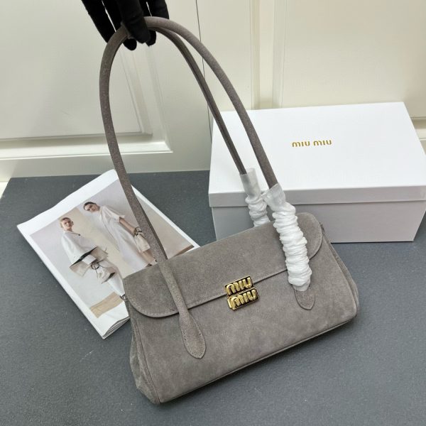 MIU MIU Leather Shoulder Bag (Replica) - Image 4