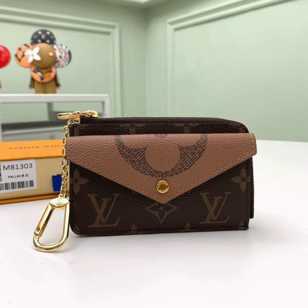 Louis Vuitton LV  Recto Verso clip（Replica） - Image 5