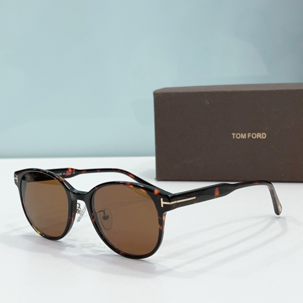 Tom Ford T-Shaped Logo Sunglasses Top Quality（Replica） - Image 5