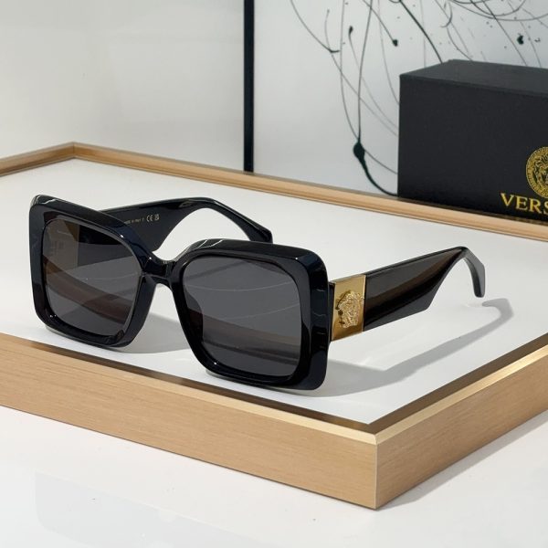 Versace Square Frame Sunglasses Top Quality（Replica） - Image 8