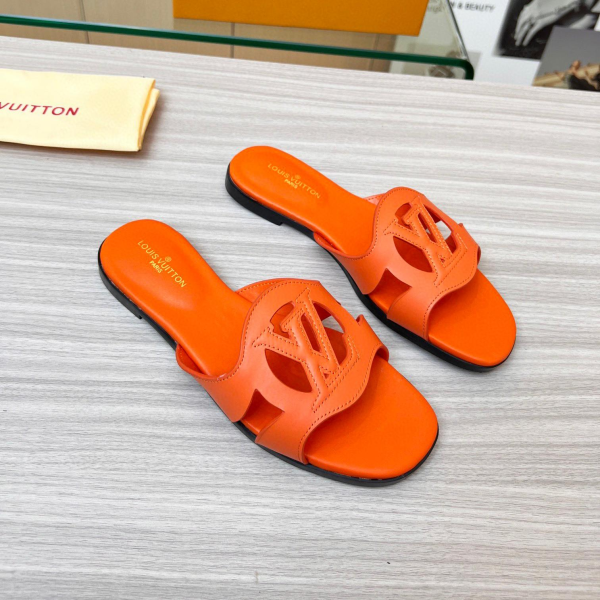 Louis Vuitton LV Lsola Leather Flat Aandals Slide Sandal (Replica) - Image 3