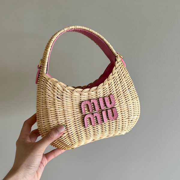 MIU MIU Hobo Woven Wicker Shoulder Bag Crossbody Bag（Replica） - Image 2