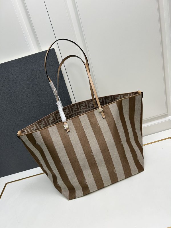 FendiReversible shopper in Pequin striped  Bag  (Replica) - Image 3