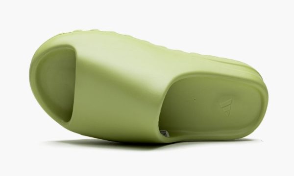 Yeezys Slide “Resin” - Image 5