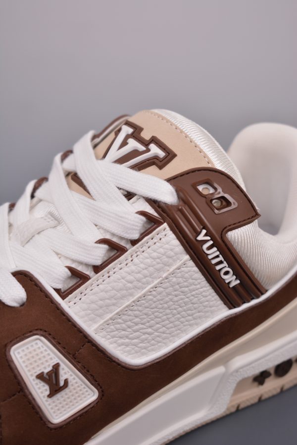 Louis Vuitton Trainer Sneakers (High Quality Version) - Image 4