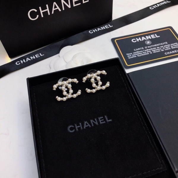 Chanel Pearl Double C Earrings