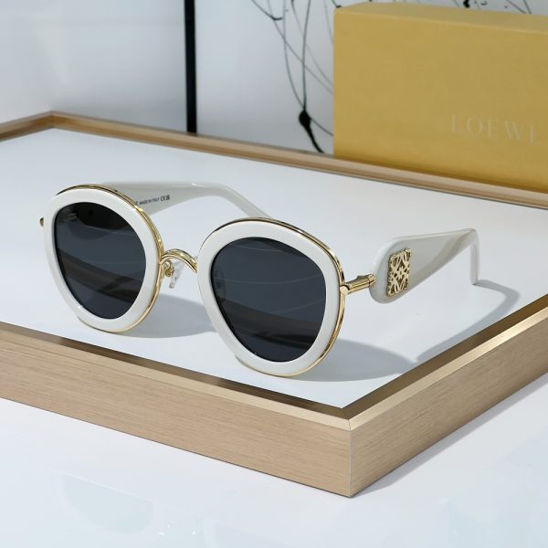 Loewe Round Sun Glasses Top Quality （Replica） - Image 2