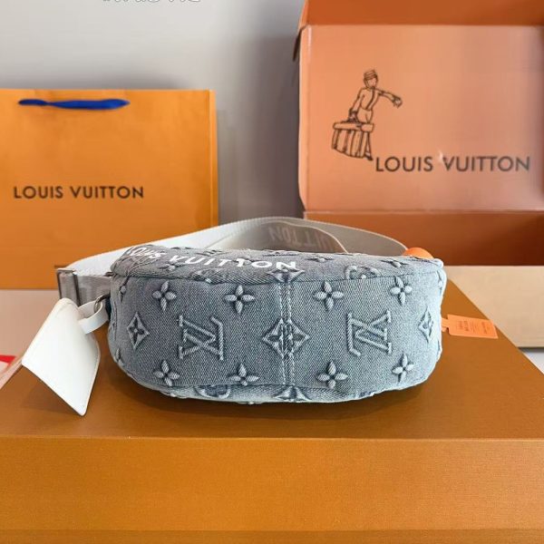 Louis Vuitton LV Crossbody Bag  (Replica) - Image 5