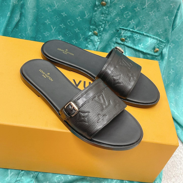 Louis Vuitton LV Comfortable Flat Slippers  Slide Sandal (Replica) - Image 4