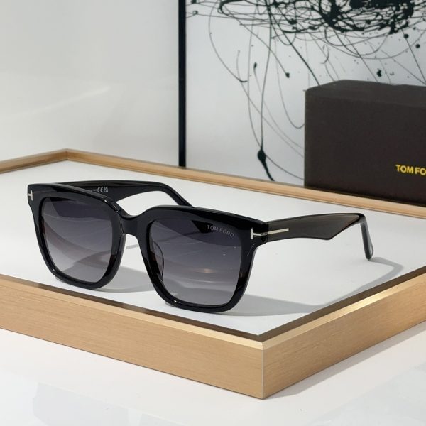 Tom Ford Outdoor UV Protection Sunglasses Top quality（Replica） - Image 5