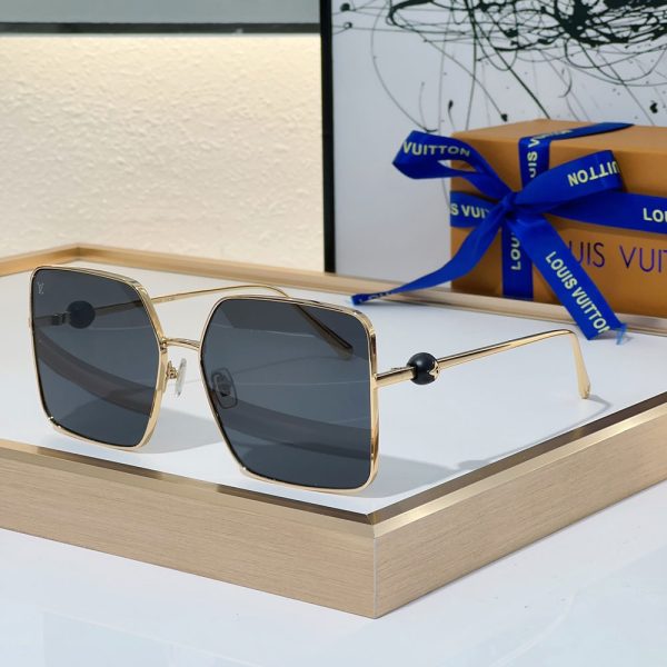 Louis Vuitton LV Elegant Fashion Personality sunglasses Top quality （Replica） - Image 7