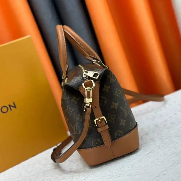 Louis Vuitton LV Tote Shoulder Bag M68169 (Replica) - Image 3