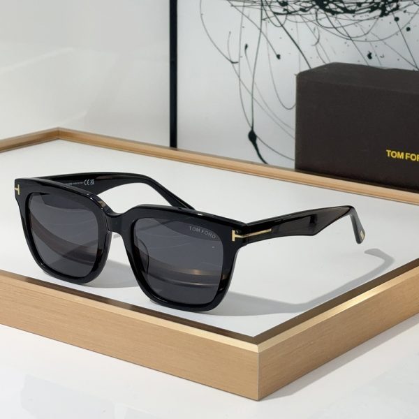 Tom Ford Outdoor UV Protection Sunglasses Top quality（Replica） - Image 6