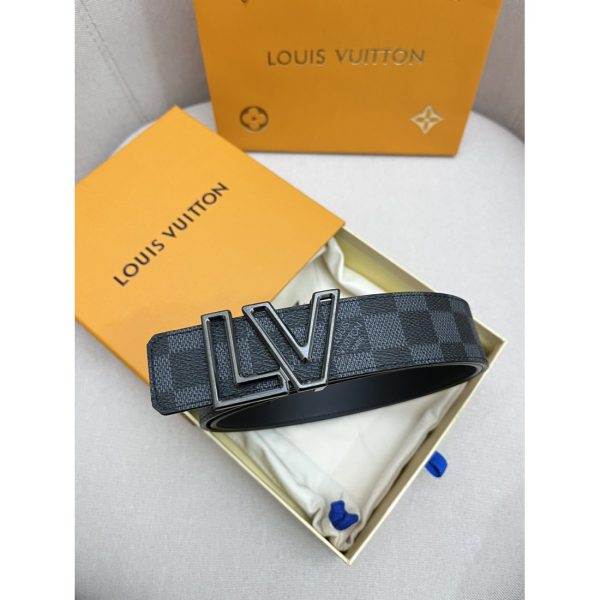 LV Cowhide Men's Belt  40MM - Image 2