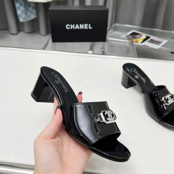 Chanel Flat Open-toed Flip-flops With Thick Heels Slide Sandal(Replica) - Image 2