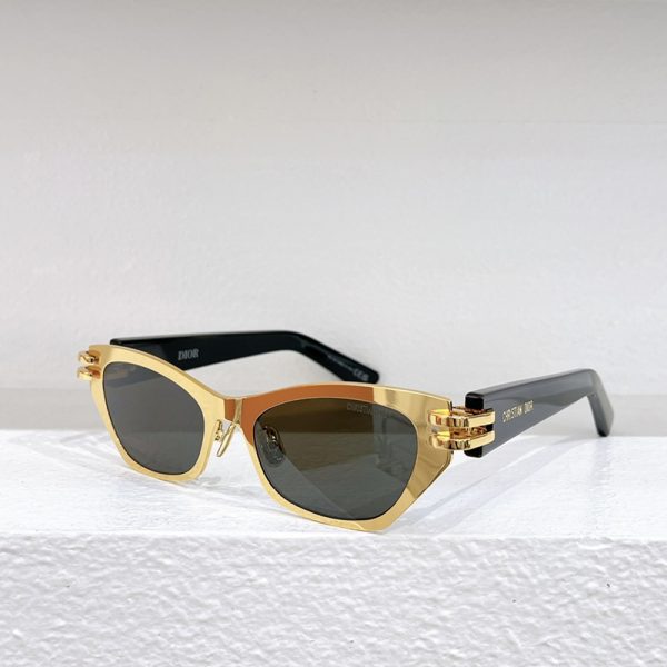 Dior Metal Letter Logo Sunglasses Top Quality (Perfect Replica） - Image 3