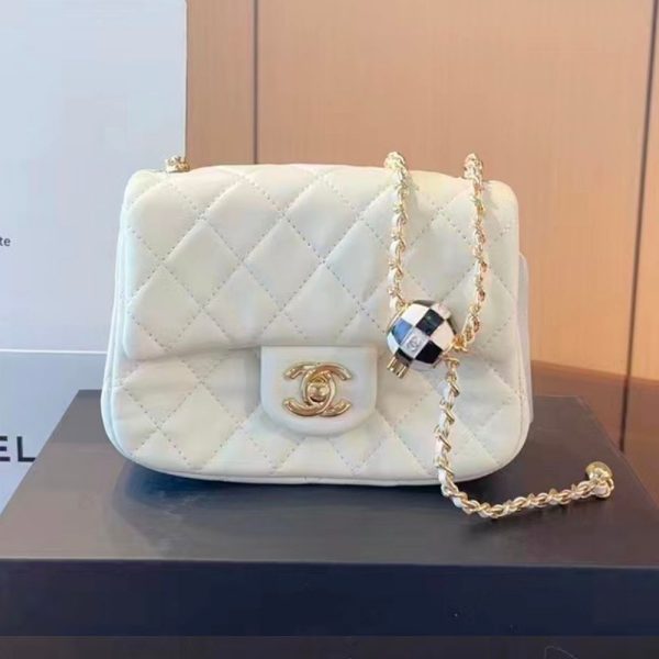 Chanel   Quilted Enamel CC Pearl Crush Mini Flap Black(Replica) - Image 5