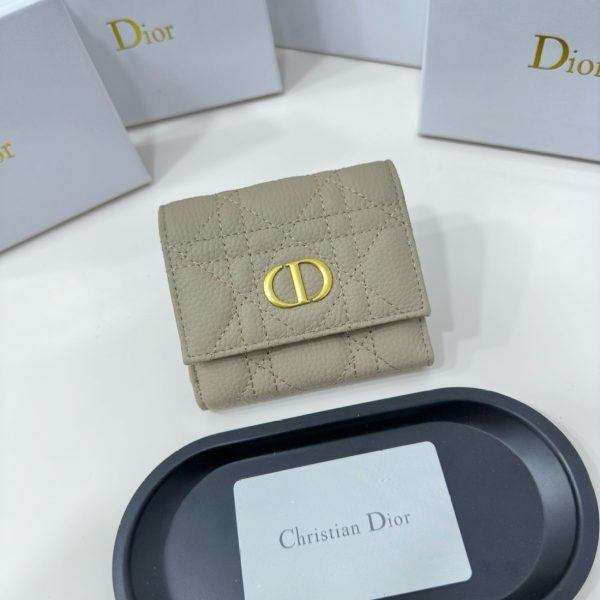 Dior Button Wallet(Replica) - Image 4