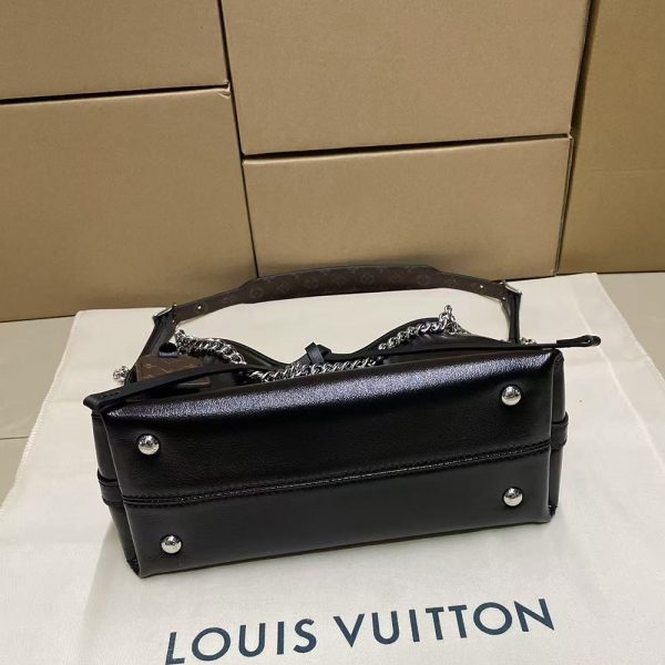 Louis Vuitton CarryAll BB  (Replica) - Image 6