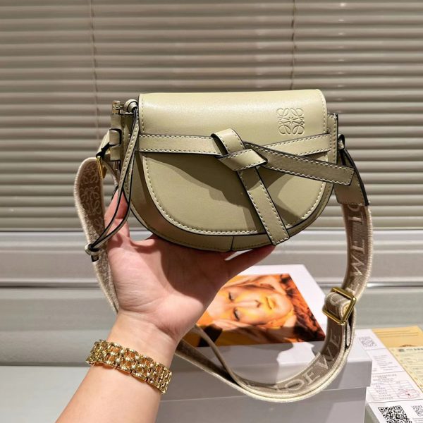 Loewe Gate Shoulder Bag Mini(Replica) - Image 6